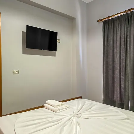 Fiore * Sarandë