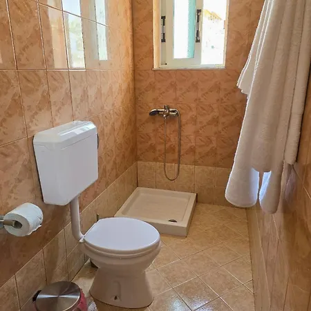 Fiore Apartment *